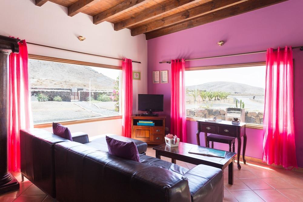 Casa Pilar, Aurora Y Tarabilla En Finca Ecologica Teguitar Dış mekan fotoğraf